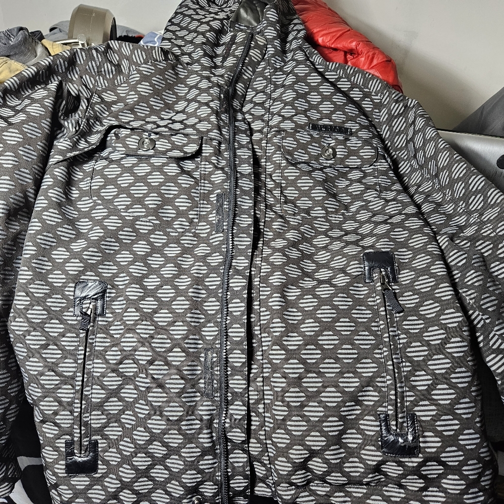 Men's Burton snowboarding jacket